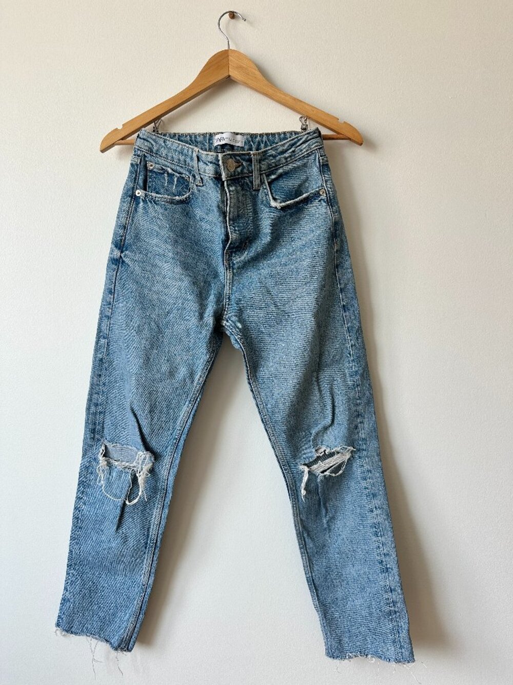 Zara High-Rise Light Blue Distressed Women's Jeans